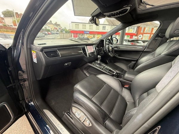 Used Porsche Macan 2017 for sale - 74746916: Photo 19