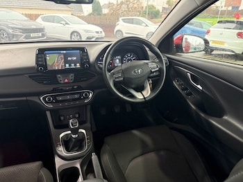 Used Hyundai i30 2018 for sale - 76820903: Photo