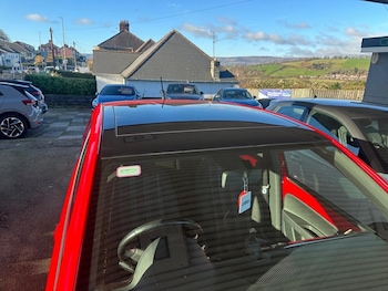 Used Volkswagen up! 2018 for sale - 77064956: Photo