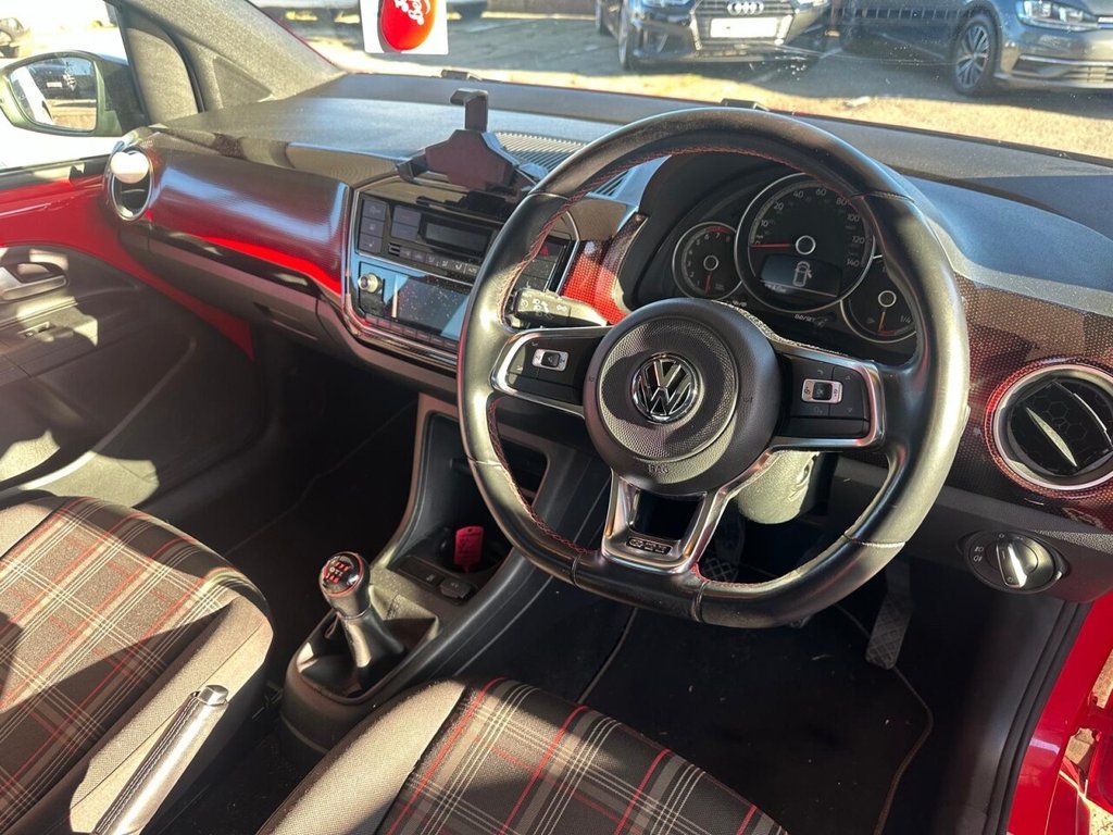 Used Volkswagen up! 2018 for sale - 77064956: Photo 5