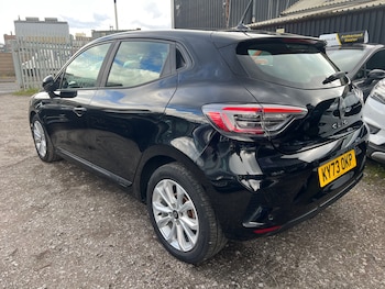 Used Renault Clio 2024 for sale - 78789375: Photo