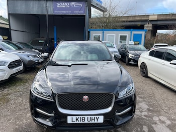 Used Jaguar F-Pace 2018 for sale - 78324101: Photo