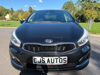 Used Kia Ceed 2017 for sale - 77406582: Photo