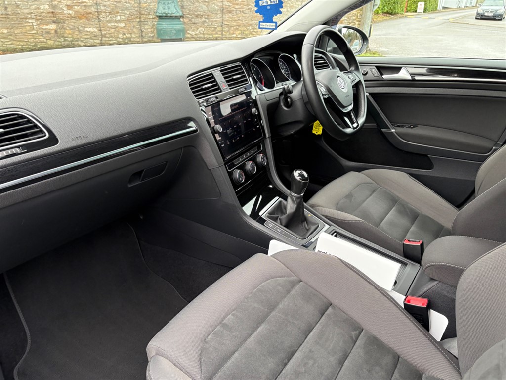 Used Volkswagen Golf 2018 for sale - 76984394: Photo 22