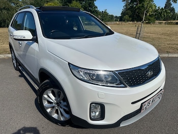 2015 - CRDI KX-3 SAT NAV AUTO 7SEATS (PAN ROOF) 5-Door