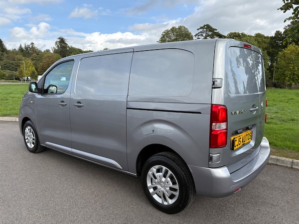 Used Vauxhall Vivaro 2020 for sale - 75653147: Photo 10