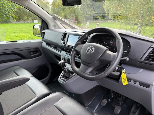 Used Vauxhall Vivaro 2020 for sale - 75653147: Photo 18