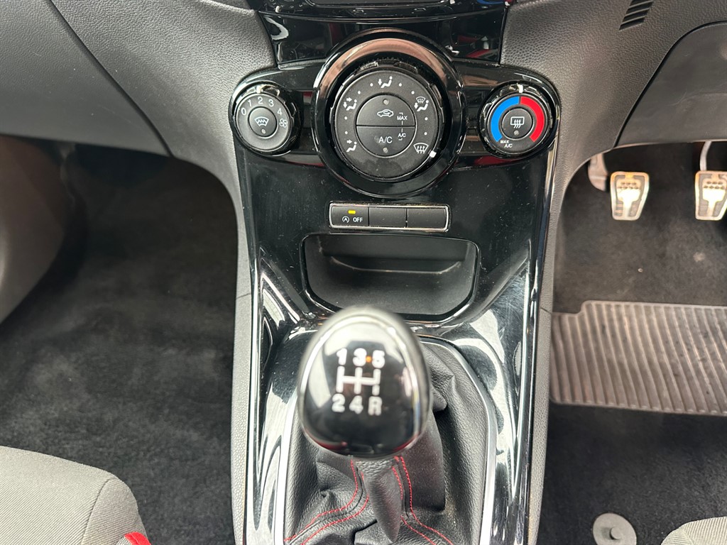 Used Ford Fiesta 2016 for sale - 78133751: Photo 15