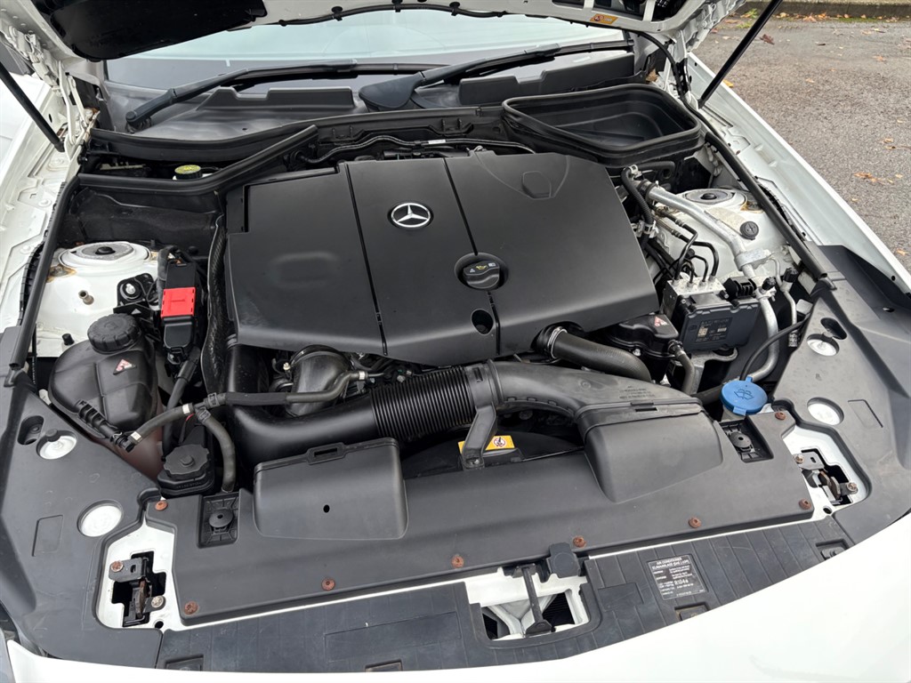 Used Mercedes-Benz SLK 2015 for sale - 76568179: Photo 18