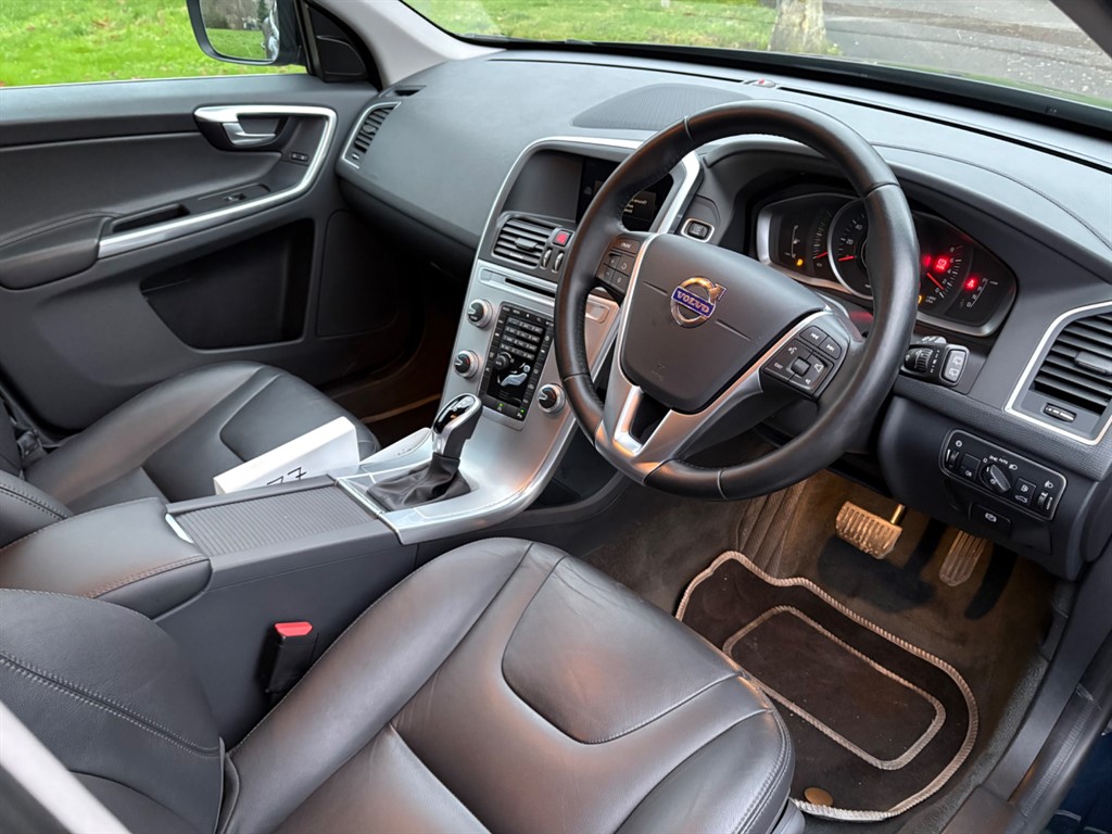 Used Volvo XC60 2017 for sale - 76684494: Photo 16