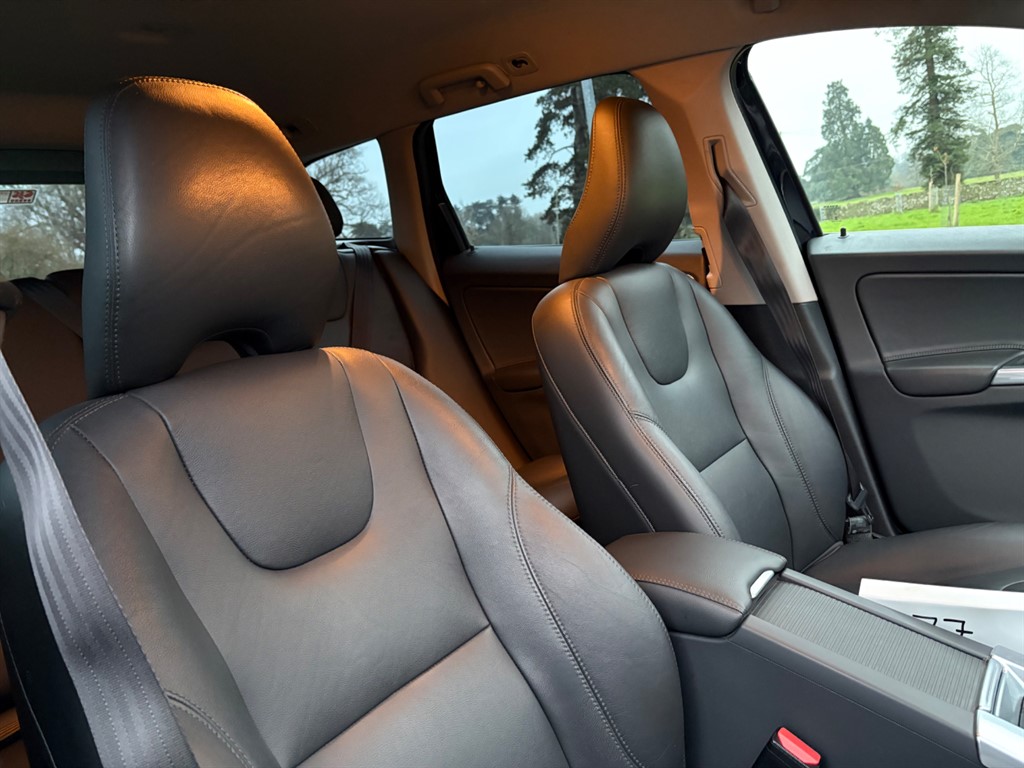 Used Volvo XC60 2017 for sale - 76684494: Photo 17