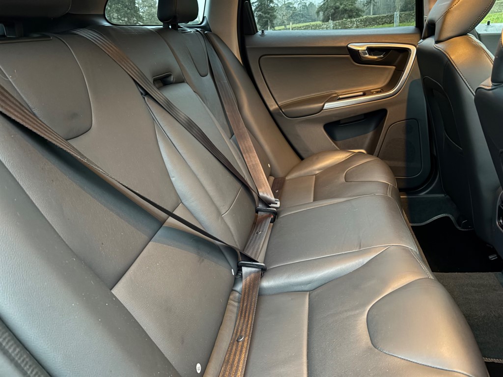 Used Volvo XC60 2017 for sale - 76684494: Photo 21