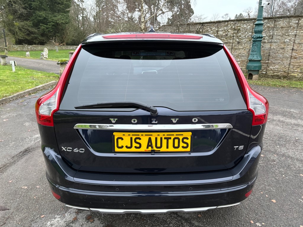 Used Volvo XC60 2017 for sale - 76684494: Photo 9