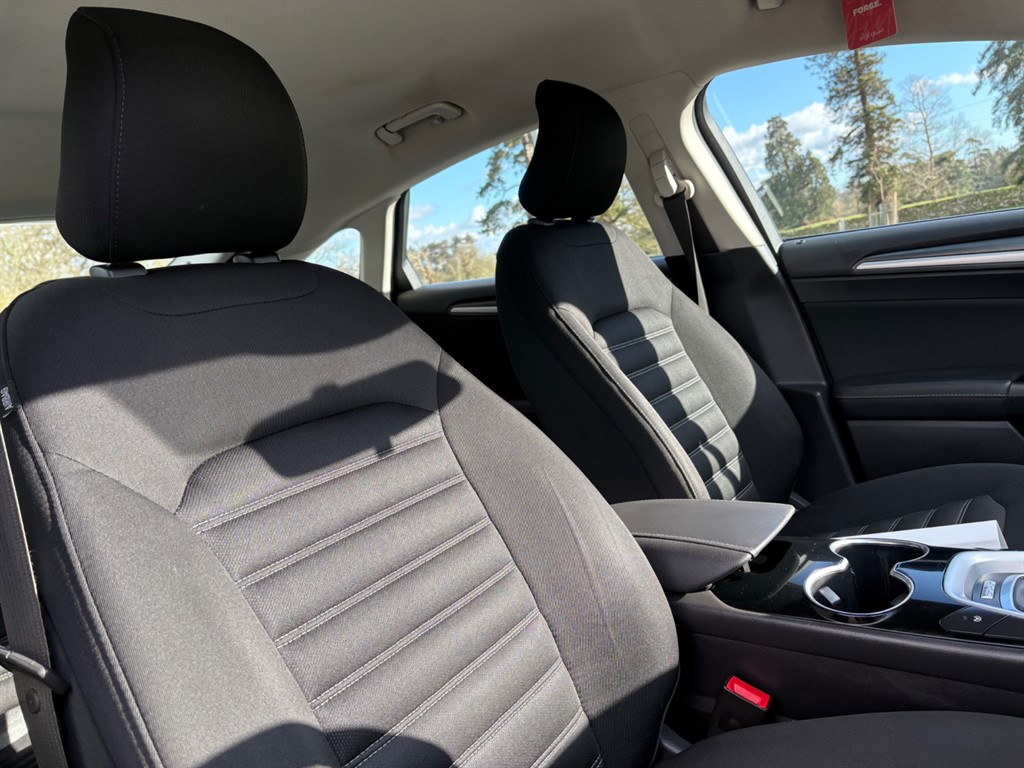 Used Ford Mondeo 2015 for sale - 77248291: Photo 15