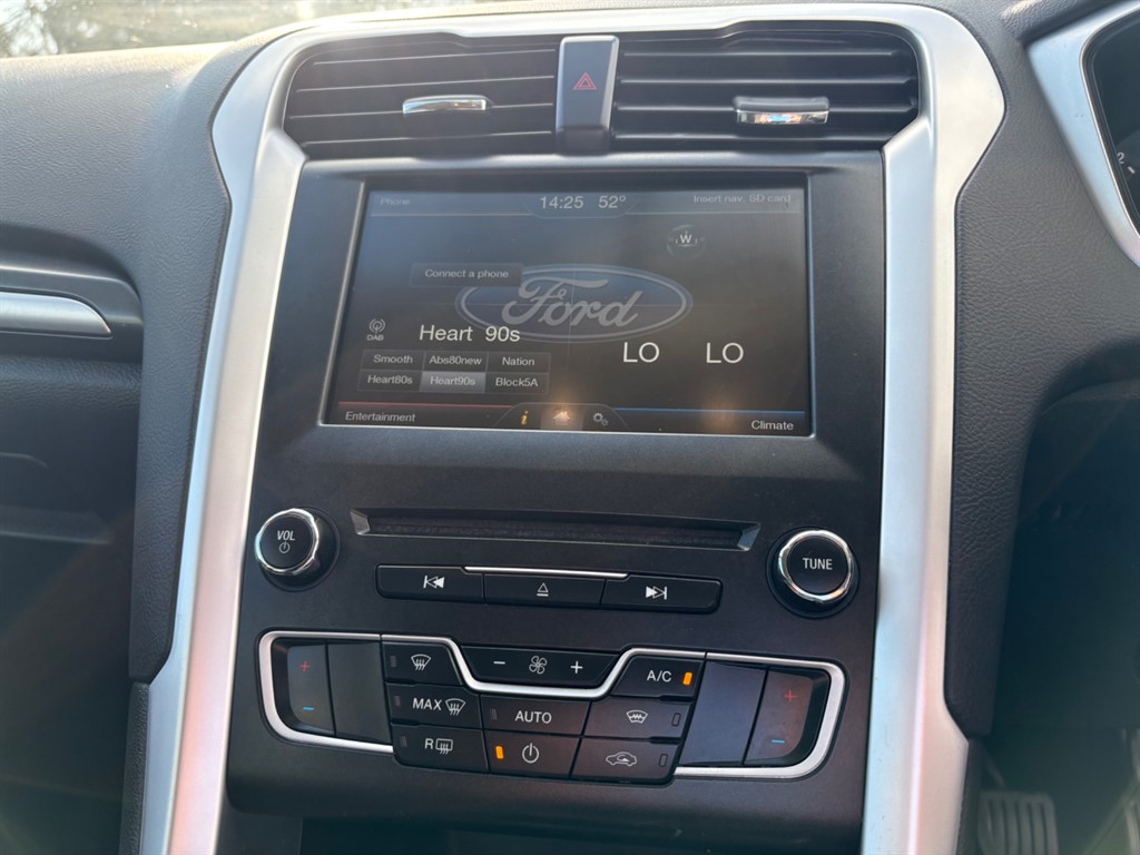 Used Ford Mondeo 2015 for sale - 77248291: Photo 19