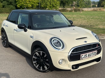 Used MINI Cooper 2019 for sale - 75570285: Photo
