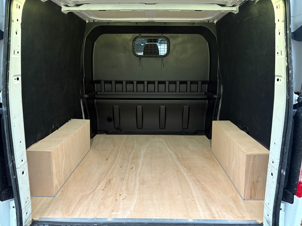 Used Ford Transit Custom 2016 for sale - 76302540: Photo 9