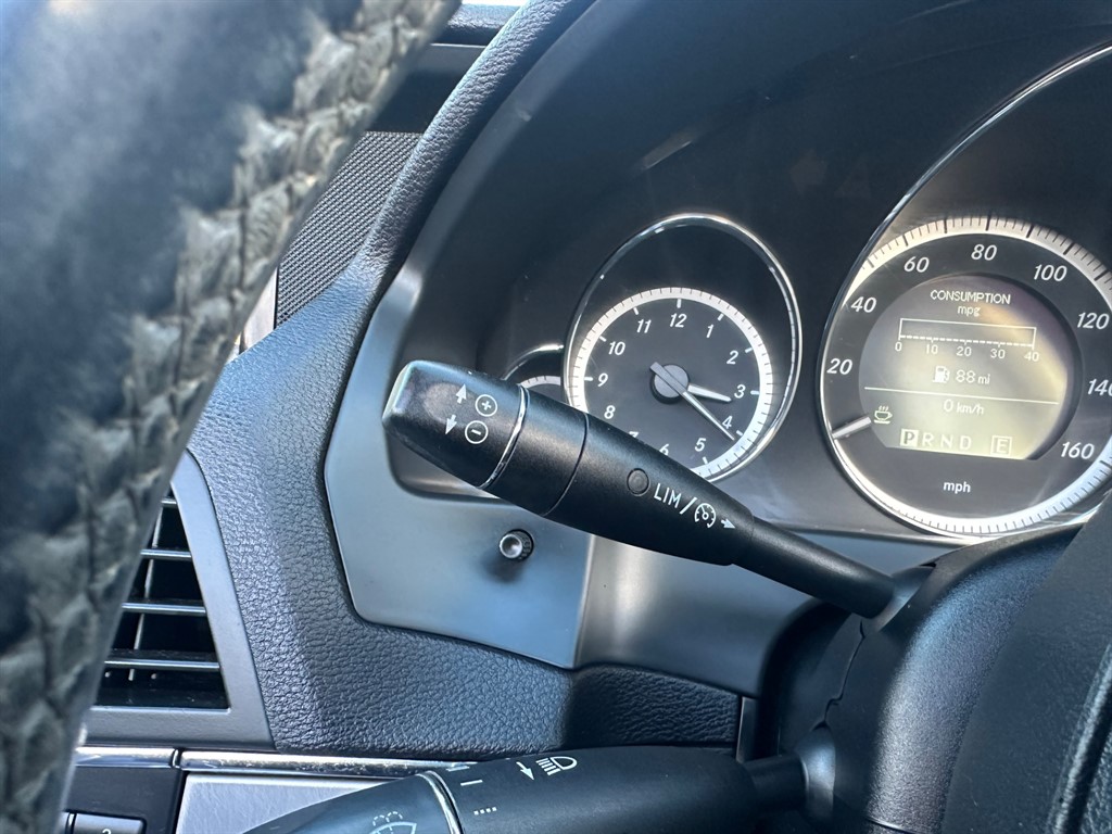 Used Mercedes-Benz E Class 2011 for sale - 76948710: Photo 20