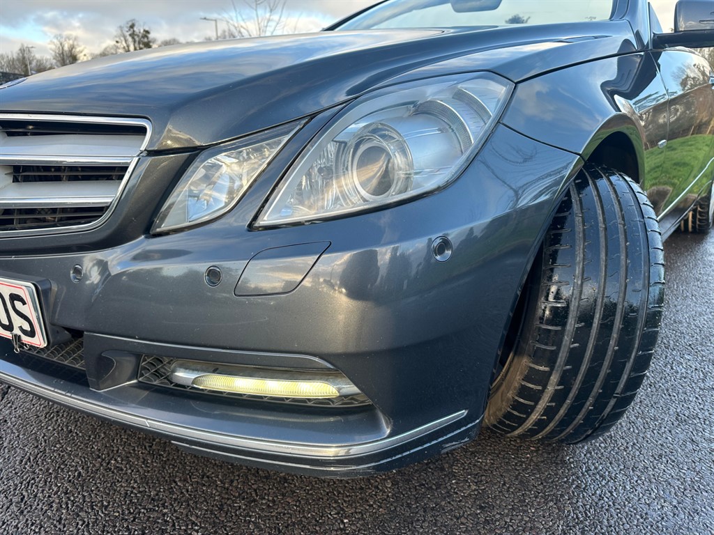 Used Mercedes-Benz E Class 2011 for sale - 76948710: Photo 7