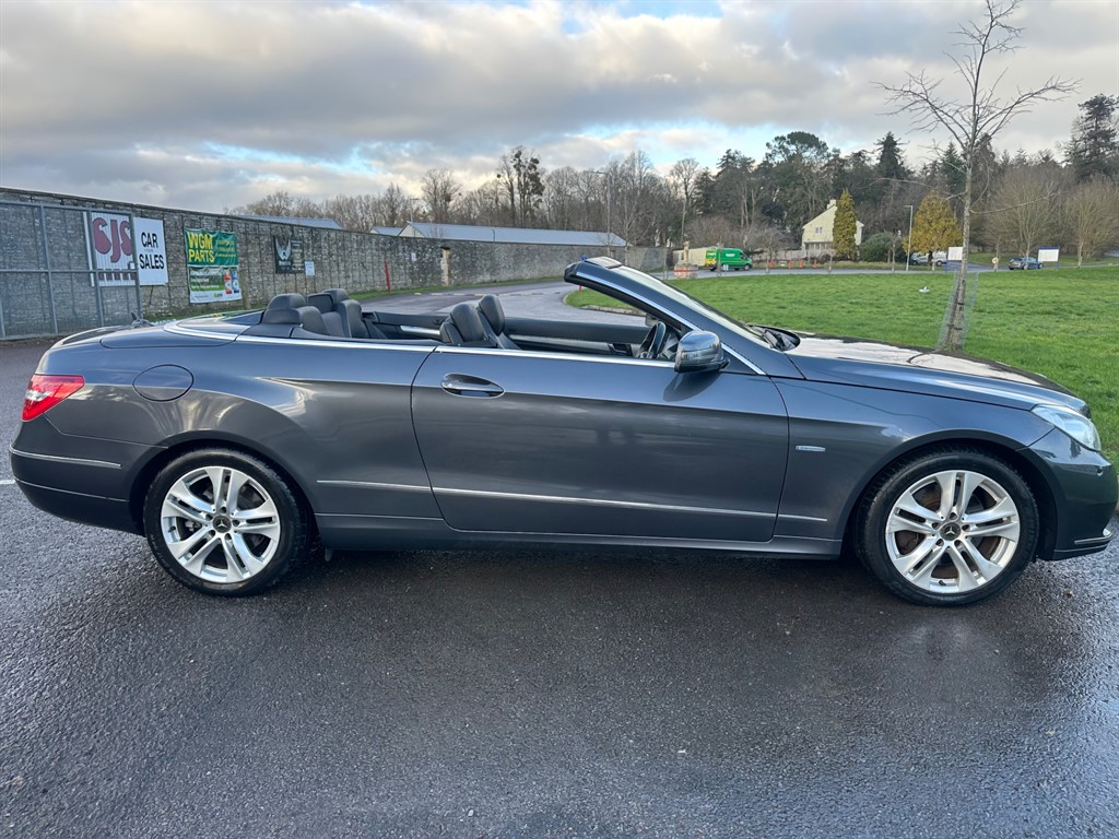 Used Mercedes-Benz E Class 2011 for sale - 76948710: Photo 8