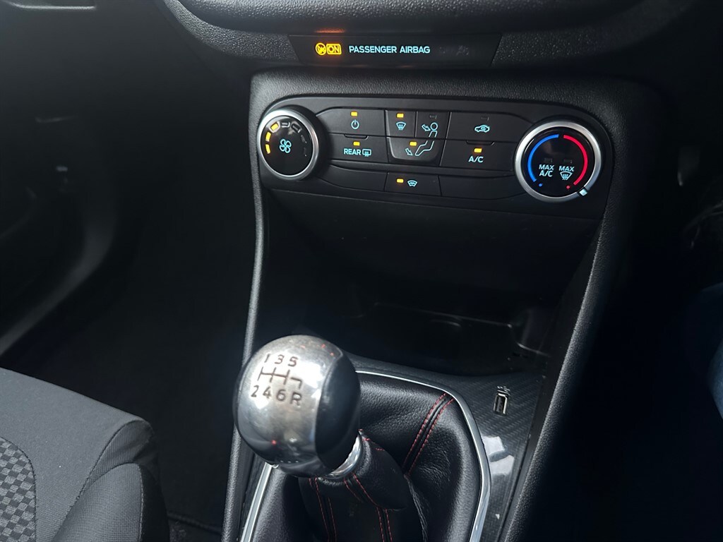 Used Ford Fiesta 2018 for sale - 76034084: Photo 21