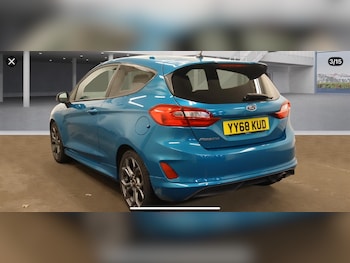 Used Ford Fiesta 2018 for sale - 76034084: Photo 3