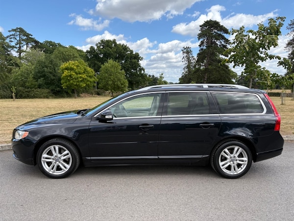 Used Volvo V70 2011 for sale - 75570812: Photo 3