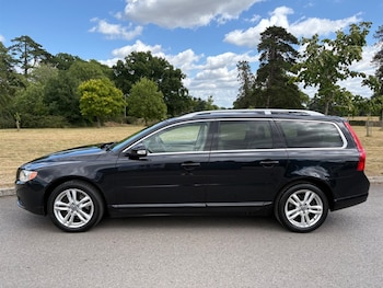 Used Volvo V70 2011 for sale - 75570812: Photo