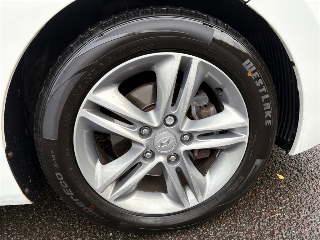 Used Hyundai i30 2013 for sale - 76351129: Photo 15