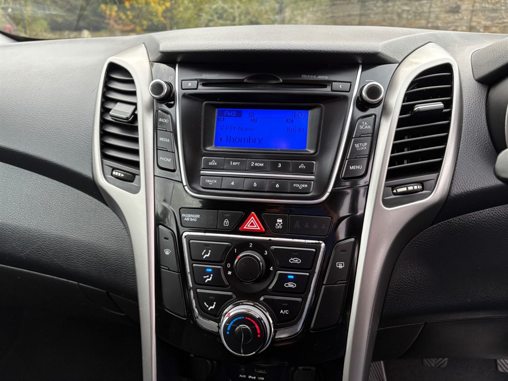 Used Hyundai i30 2013 for sale - 76351129: Photo 19