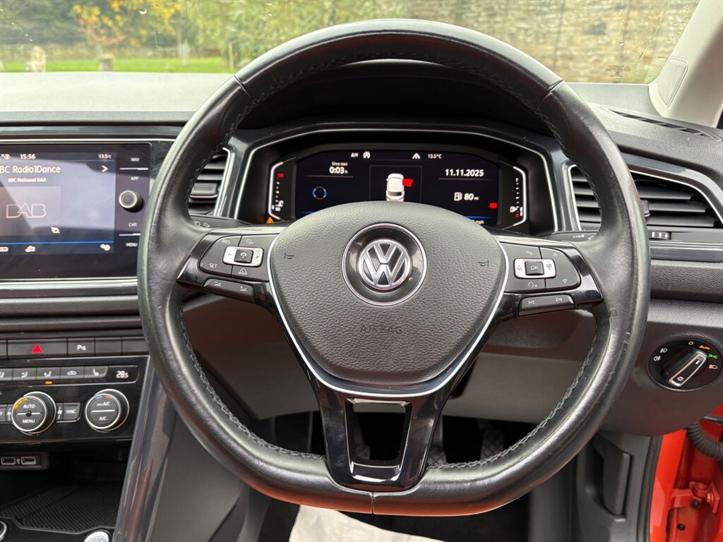 Used Volkswagen T-Roc 2018 for sale - 76229497: Photo 18