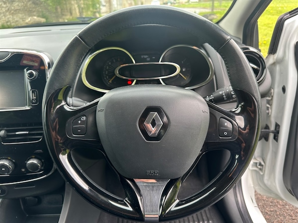 Used Renault Clio 2014 for sale - 75570436: Photo 14