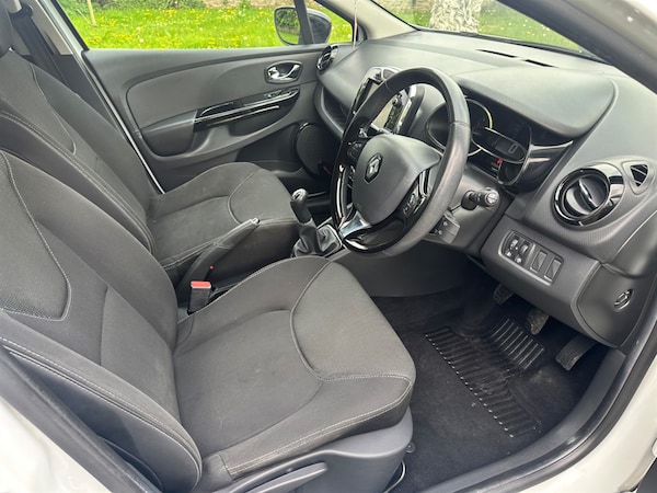 Used Renault Clio 2014 for sale - 75570436: Photo 16