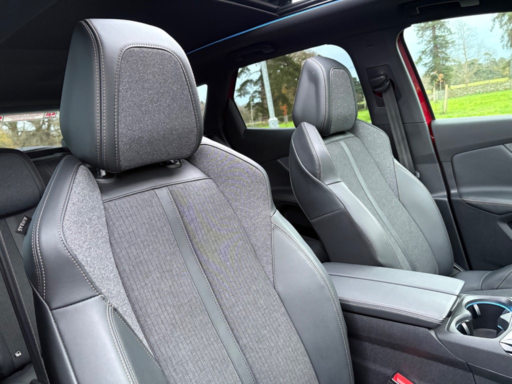 Used Peugeot 3008 2019 for sale - 76984371: Photo 16