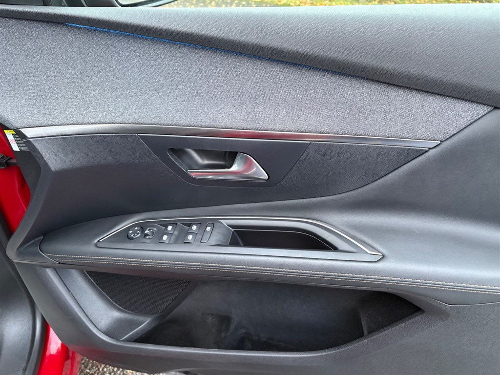 Used Peugeot 3008 2019 for sale - 76984371: Photo 23