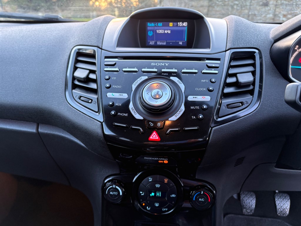 Used Ford Fiesta 2014 for sale - 76861968: Photo 18