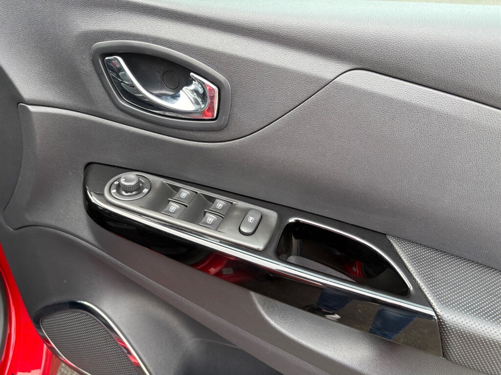 Used Renault Captur 2017 for sale - 78199262: Photo 20