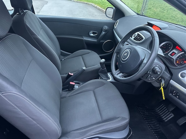 Used Renault Clio 2009 for sale - 75572090: Photo 15