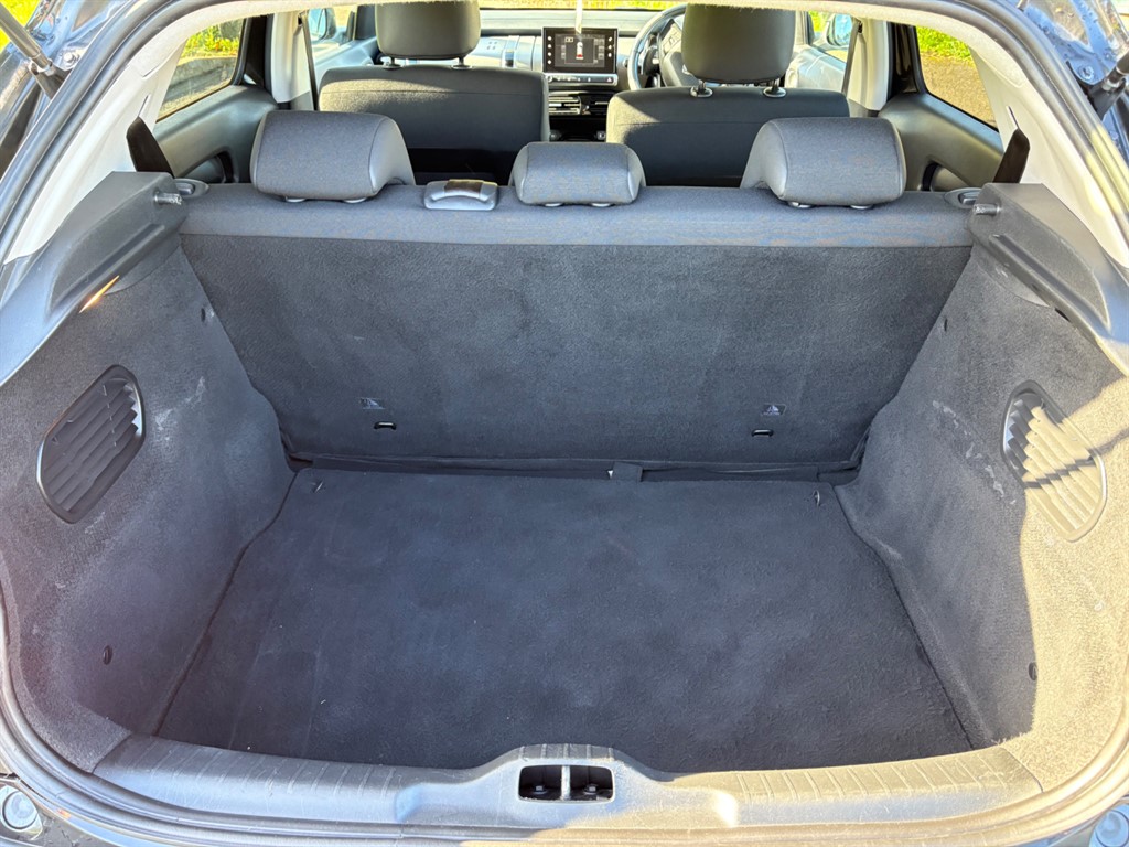 Used Citroen C4 Cactus 2016 for sale - 76351113: Photo 11