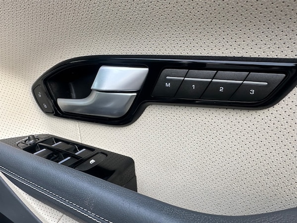 Used Land Rover Range Rover Evoque 2015 for sale - 75748396: Photo 19