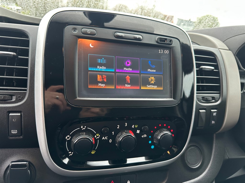 Used Renault Trafic 2018 for sale - 76568195: Photo 19