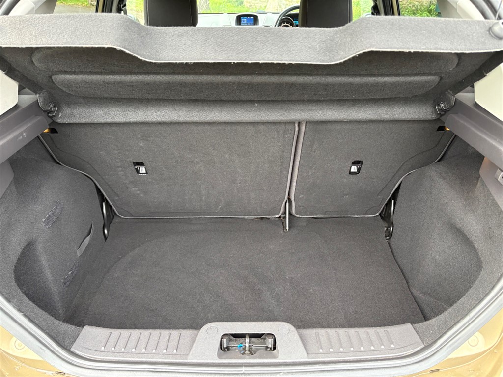 Used Ford Fiesta 2014 for sale - 76415436: Photo 12