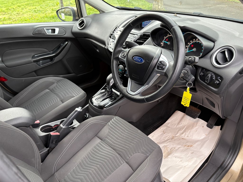 Used Ford Fiesta 2014 for sale - 76415436: Photo 15