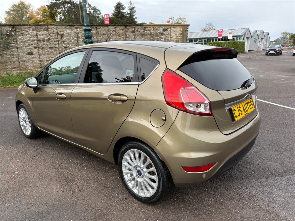 Used Ford Fiesta 2014 for sale - 76415436: Photo 9