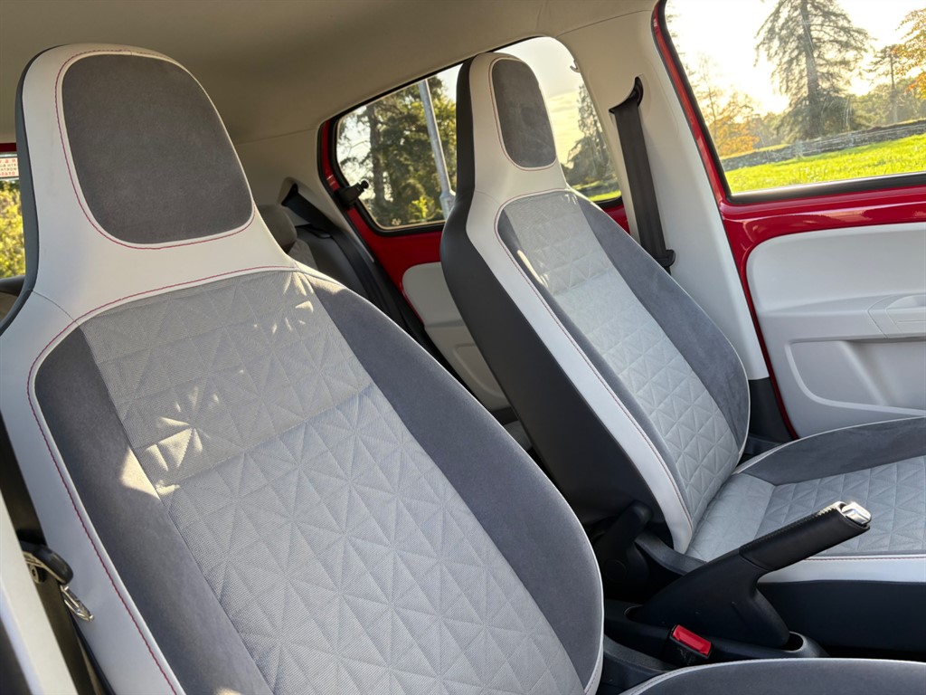 Used Volkswagen up! 2016 for sale - 76494167: Photo 16