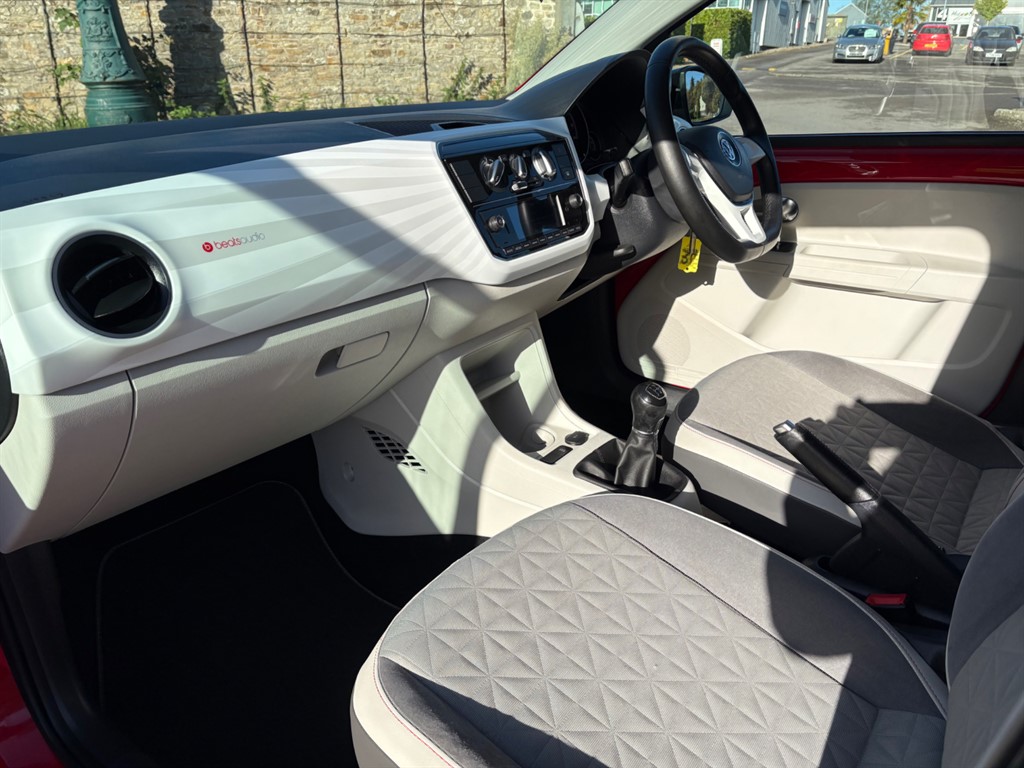 Used Volkswagen up! 2016 for sale - 76494167: Photo 21