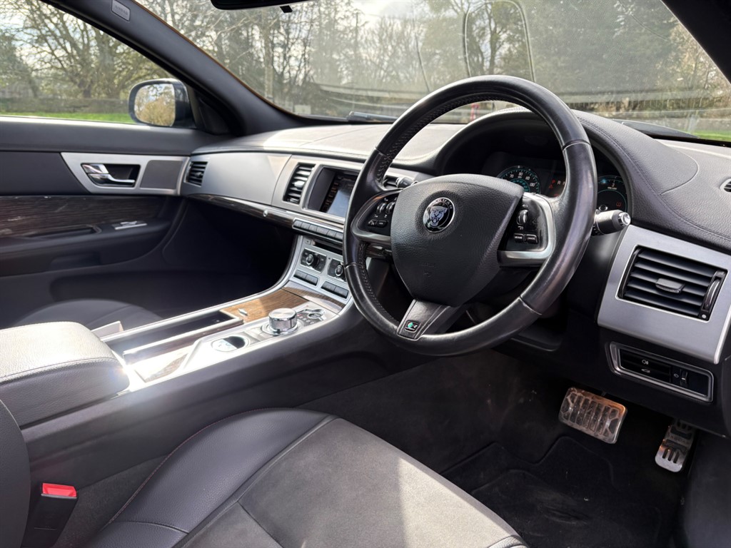 Used Jaguar XF 2015 for sale - 77248294: Photo 13