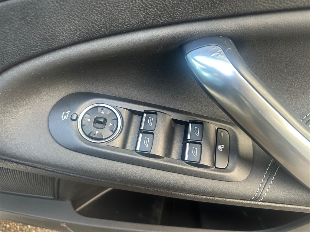 Used Ford Mondeo 2012 for sale - 76967005: Photo 21