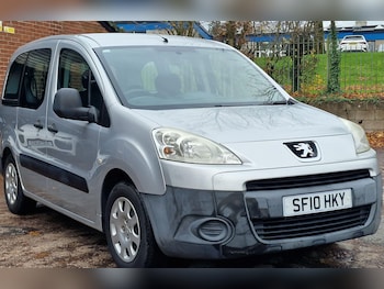 Used Peugeot Partner Tepee 2010 for sale - 77016014: Photo