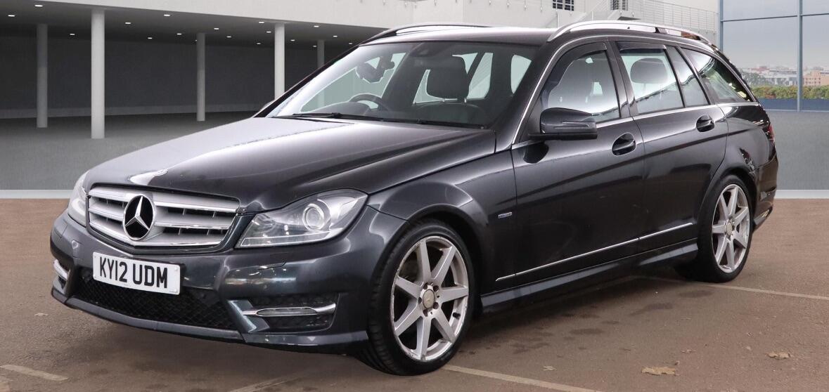 Used Mercedes-Benz C Class 2012 for sale - 76432648: Photo 4